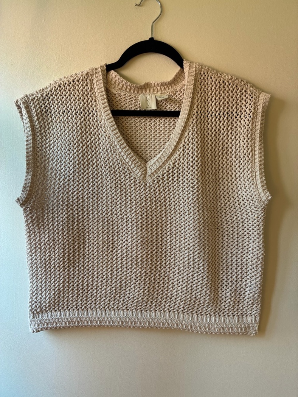 Joie Cream Knit V-Neck Sleeveless Sweater Vest with metallic details